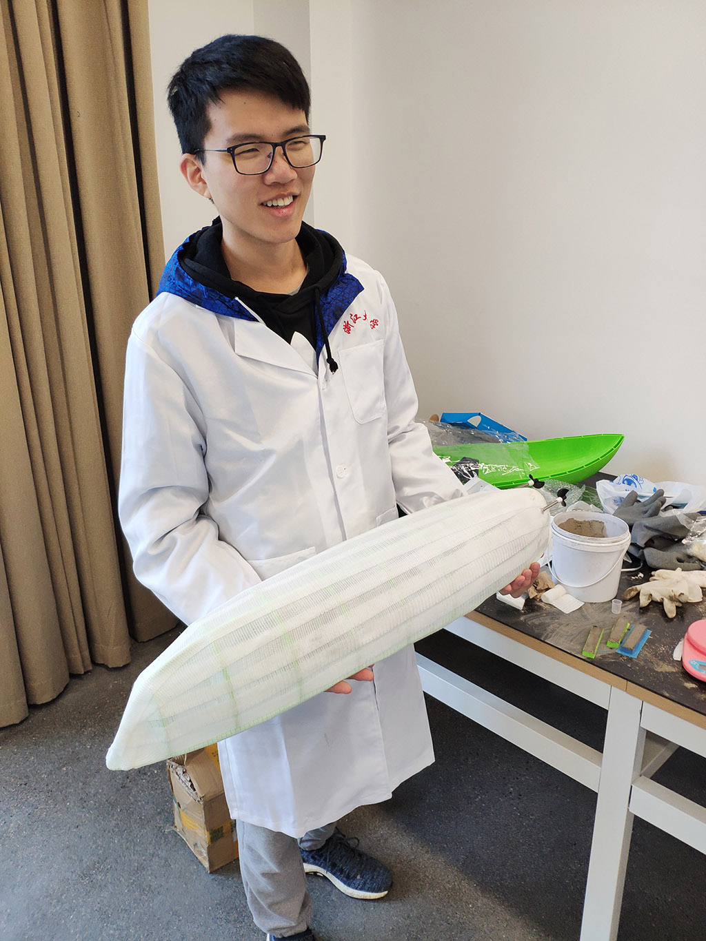 20190317 Modal Boat Covered by FRP with Kaihang Zhang
