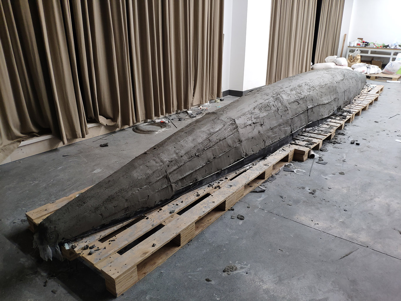 20190601 Great Dragon Boat Covered by Concrete
